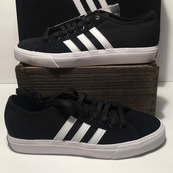 adidas matchcourt triple white